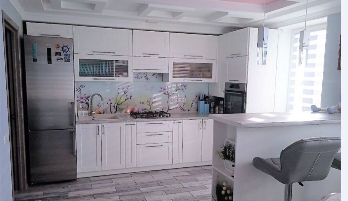 Продаж 3к квартири 78 кв. м на вул. Ярмоли Мелешка фото 1 Продаж 3к квартири 78 кв. м на вул. Ярмоли Мелешка фото 1
