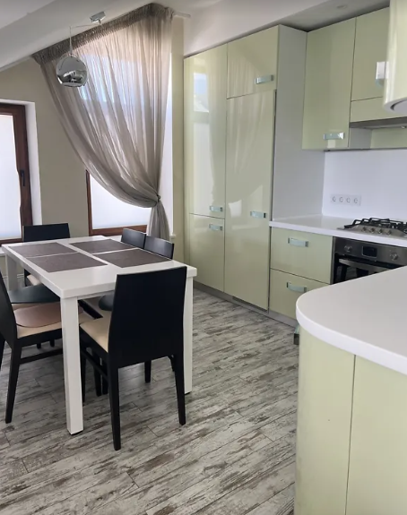 Продаж 3к квартири 121 кв. м на вул. Князів Коріатовичів 45А фото 1 Продаж 3к квартири 121 кв. м на вул. Князів Коріатовичів 45А фото 1