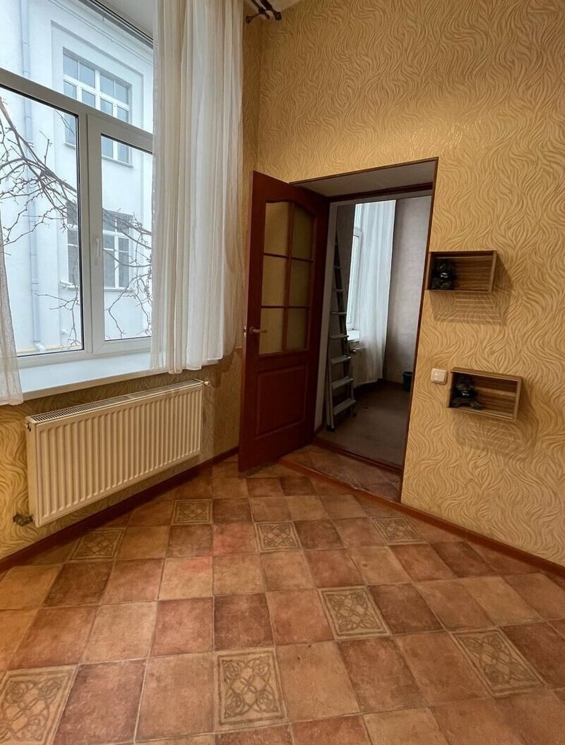 Продаж 1к квартири 42 кв. м на вул. Соборна фото 1 Продаж 1к квартири 42 кв. м на вул. Соборна фото 1