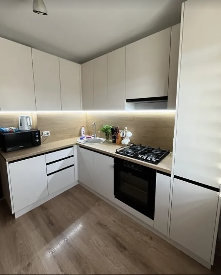 Продаж 2к квартири 54 кв. м на вул. Левка Лук’яненка 58 фото 1 Продаж 2к квартири 54 кв. м на вул. Левка Лук’яненка 58 фото 1
