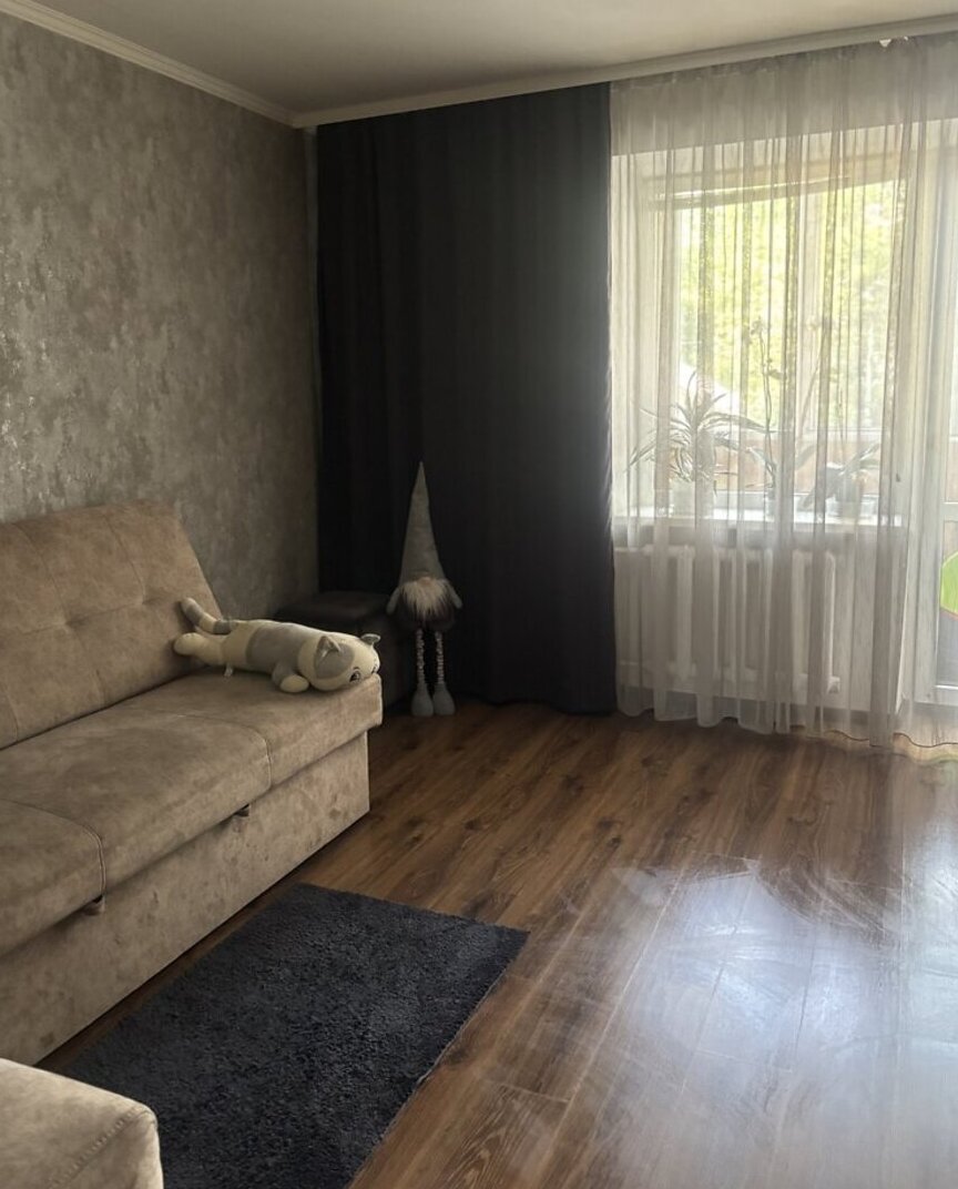 Продаж 3к квартири 65 кв. м., пров. Учительський фото 1 Продаж 3к квартири 65 кв. м., пров. Учительський фото 1