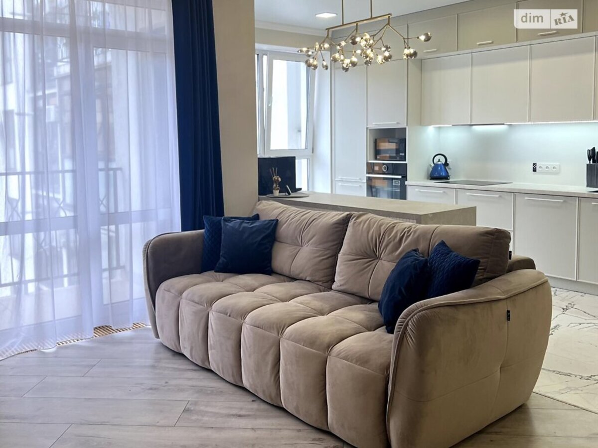 Продаж 3к квартири 92 кв. м на вул. Трамвайна фото 1 Продаж 3к квартири 92 кв. м на вул. Трамвайна фото 1