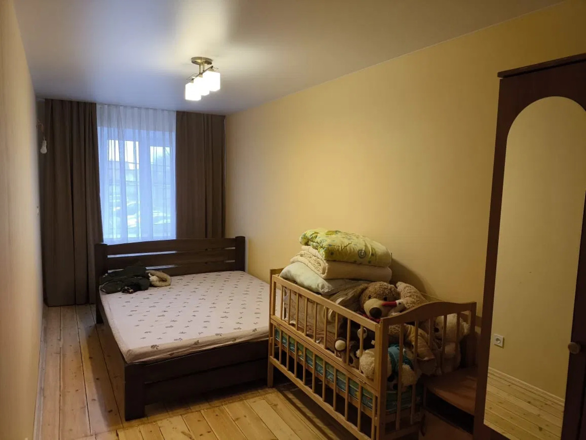 Продаж 3-кімнатної квартири в центрі міста Гнівань фото 1 Продаж 3-кімнатної квартири в центрі міста Гнівань фото 1