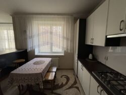 ������ 3-������� ��������, �-� ������ ���� 8