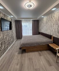 ������ 1� �������� 46.5 ��. �., �� ������������ ���� 2