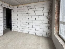 ������ 2� �������� 57.3 ��. �., �� ѳ������ Comfort 2 ���� 8