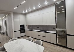 ������ 3-������� ��������, ��-� ���������� 49, �� PremierTower, ���� 4