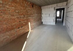 ������ 1� �������� 48.4 ��. �., �� ���������� ���� 3