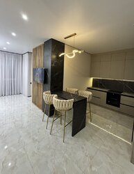 ������ 1� �������� 58 ��. �., �� Premier Tower ���� 4