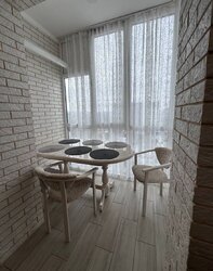 ������ 1� �������� 46.5 ��. �., �� ������������ ���� 11