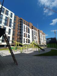  2-    FOREST HOME  10