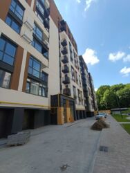  2-    FOREST HOME  8