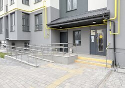 ������ 1� �������� 48.4 ��. �., �� ���������� ���� 13