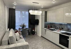 ������ 1� �������� 43 ��. �., �� Central Park Vinnytsia ���� 1