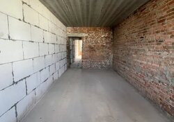 ������ 1� �������� 48.4 ��. �., �� ���������� ���� 7