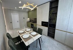  1  47 . .,  Forest Home  12