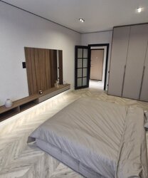 ������ 1� �������� 46.5 ��. �., �� Forest Home ���� 4