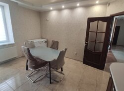 Продаж 5к квартири 170 кв. м на вул. Академіка Ющенка фото 3 Продаж 5к квартири 170 кв. м на вул. Академіка Ющенка фото 3