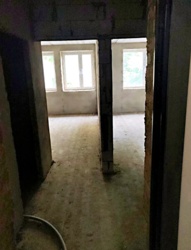 ������ 1� �������� 41.7 ��. �., �� Forest Home ���� 5