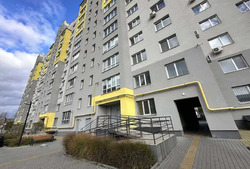 Продаж 2-кімнатної квартири, вул. Ак. Янгеля фото 1 Продаж 2-кімнатної квартири, вул. Ак. Янгеля фото 1