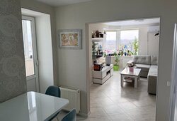 ������ 4� �������� 124 ��. � �� ���. �������� ������ ���� 9