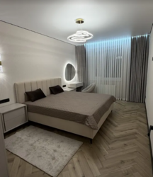 ������ 2� �������� 66.9 ��. �., �� Forest Home ���� 14