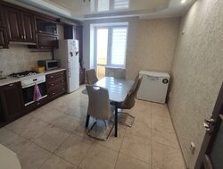 Продаж 5к квартири 170 кв. м на вул. Академіка Ющенка фото 2 Продаж 5к квартири 170 кв. м на вул. Академіка Ющенка фото 2
