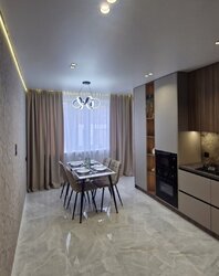 ������ 1� �������� 46.5 ��. �., �� Forest Home ���� 7