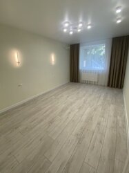  1  44 . .,  Forest Home  3