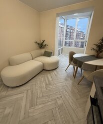 ������ 1� �������� 45 ��. �., �� ����������� ���� 9