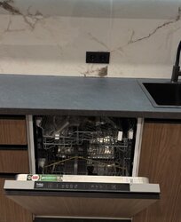 ������ 2� �������� 66.9 ��. �., �� Forest Home ���� 6