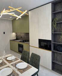  1  47 . .,  Forest Home  11