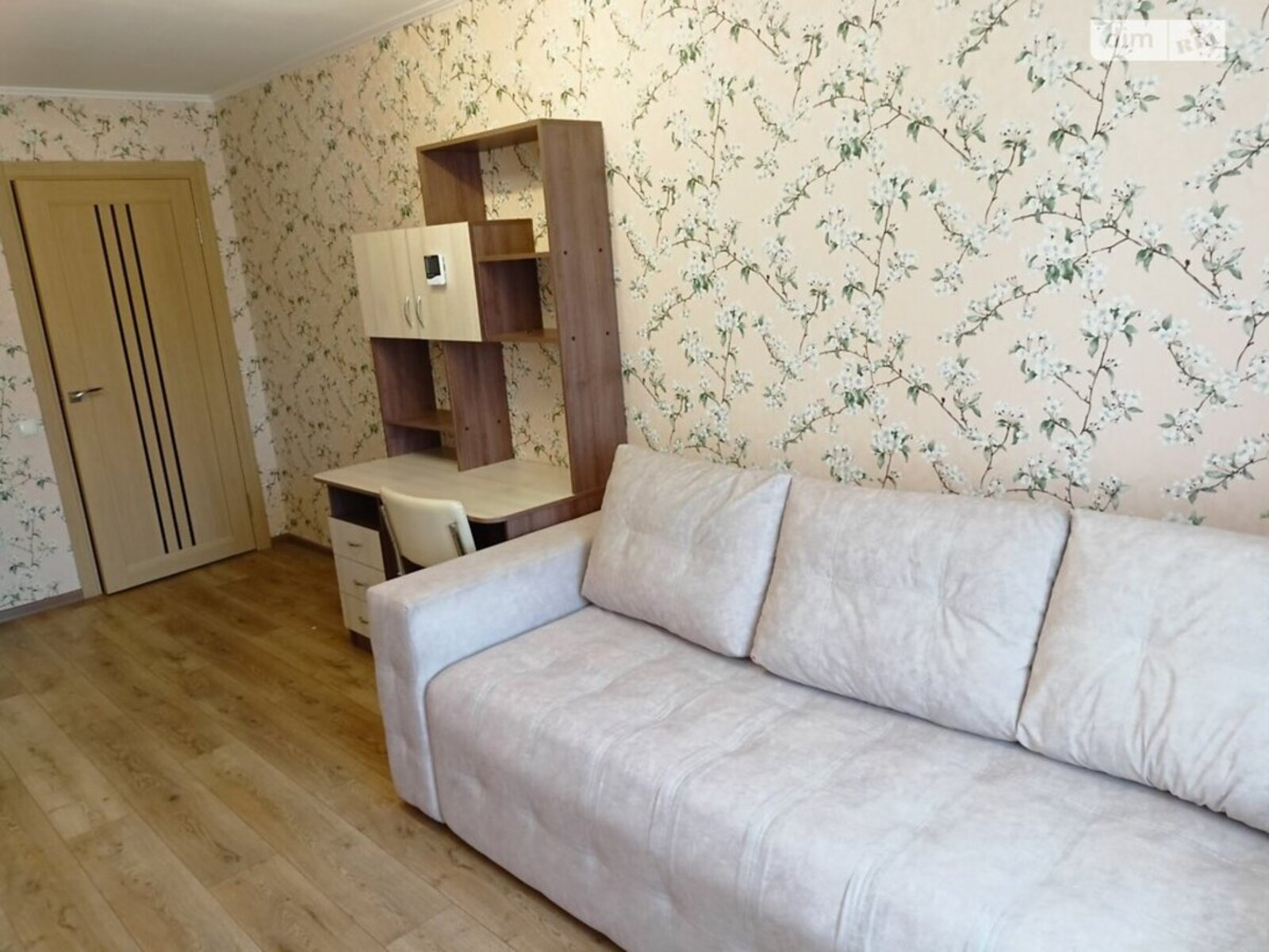 Продаж двокімнатної квартири фото 1 Продаж двокімнатної квартири фото 1