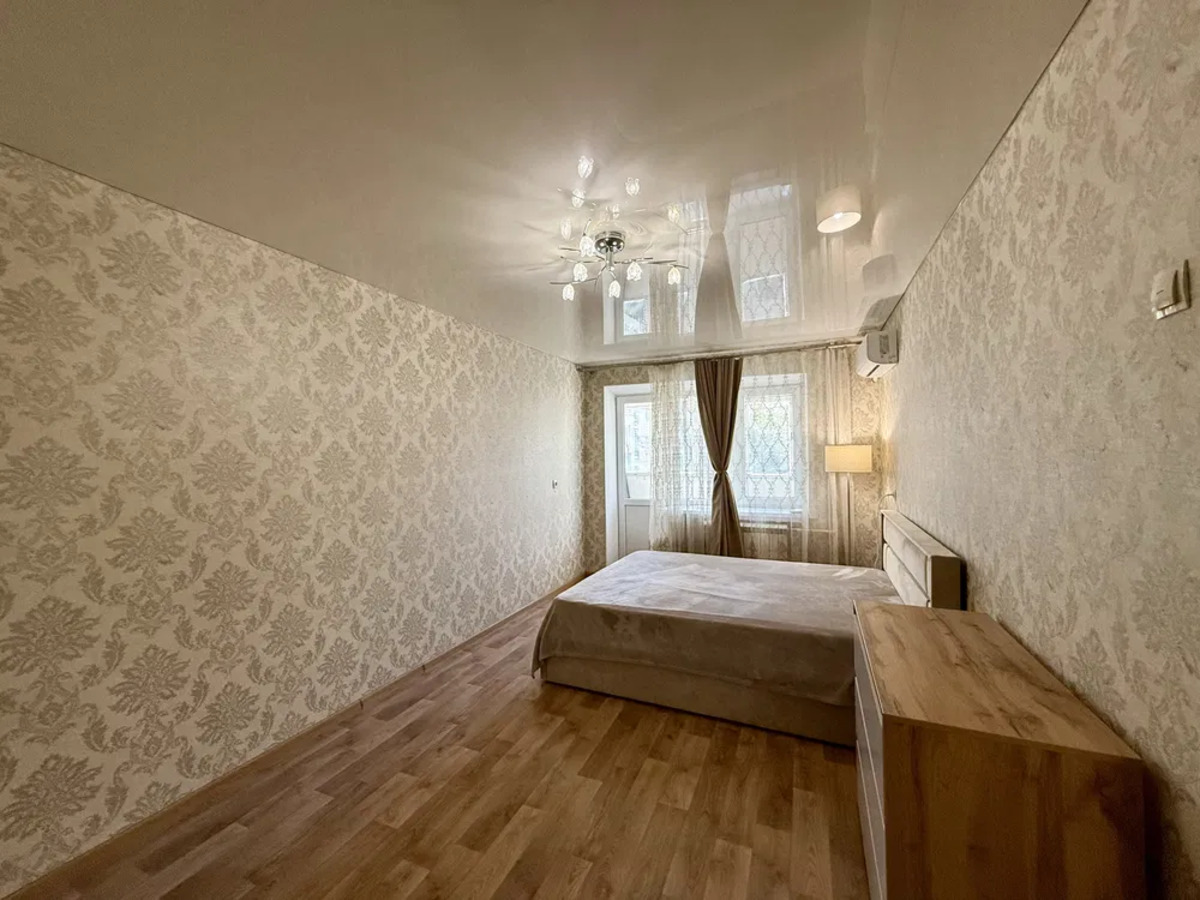 ��������� �������� 3 ��������� �����, �������, �����������, �����������, ������� - 9 ���������� ���� 1