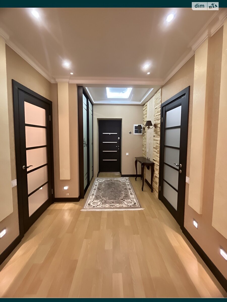 Квартира в Центрі міста (Центральний район, вул.Чкалова 96/1) фото 1 Квартира в Центрі міста (Центральний район, вул.Чкалова 96/1) фото 1