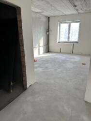  3/     Grand Deluxe.  2