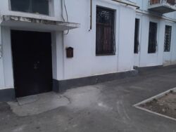 Трехкомнатная квартира в Центре со своими гаражами. фото 2 Трехкомнатная квартира в Центре со своими гаражами. фото 2