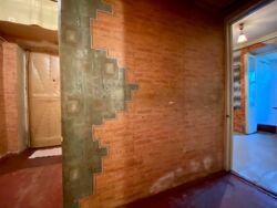 Продаж двокімнатної квартири під ремонт фото 8 Продаж двокімнатної квартири під ремонт фото 8