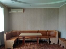 Продажа трехкомнатной квартиры фото 3 Продажа трехкомнатной квартиры фото 3