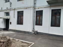 Трехкомнатная квартира в Центре со своими гаражами. фото 1 Трехкомнатная квартира в Центре со своими гаражами. фото 1