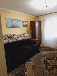 Продаю 1-кімнатну квартиру в Лісках фото 1 Продаю 1-кімнатну квартиру в Лісках фото 1