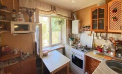 Продається 2-кімнатна квартира на вул. Бузника фото 1 Продається 2-кімнатна квартира на вул. Бузника фото 1