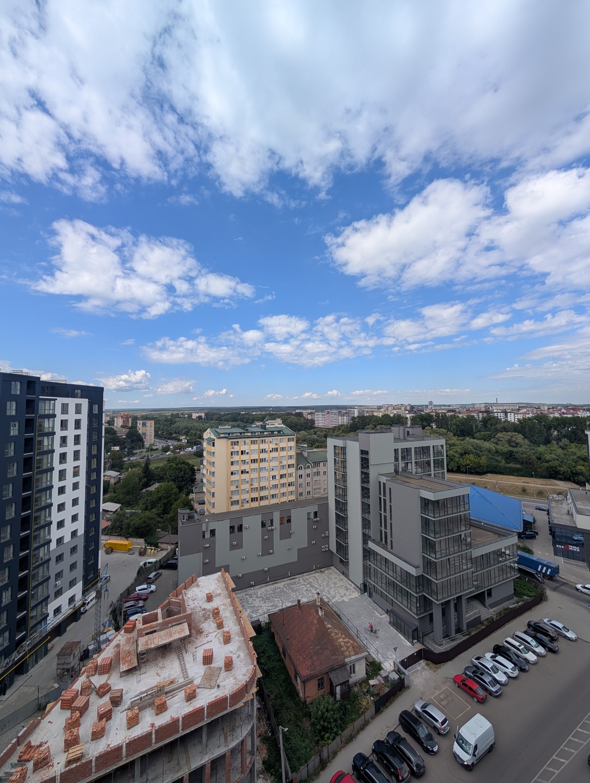 Продається квартира Івано-Франківська, Івано-Франківськ, Центр, Княгинин вул., 44 фото 1 Продається квартира Івано-Франківська, Івано-Франківськ, Центр, Княгинин вул., 44 фото 1