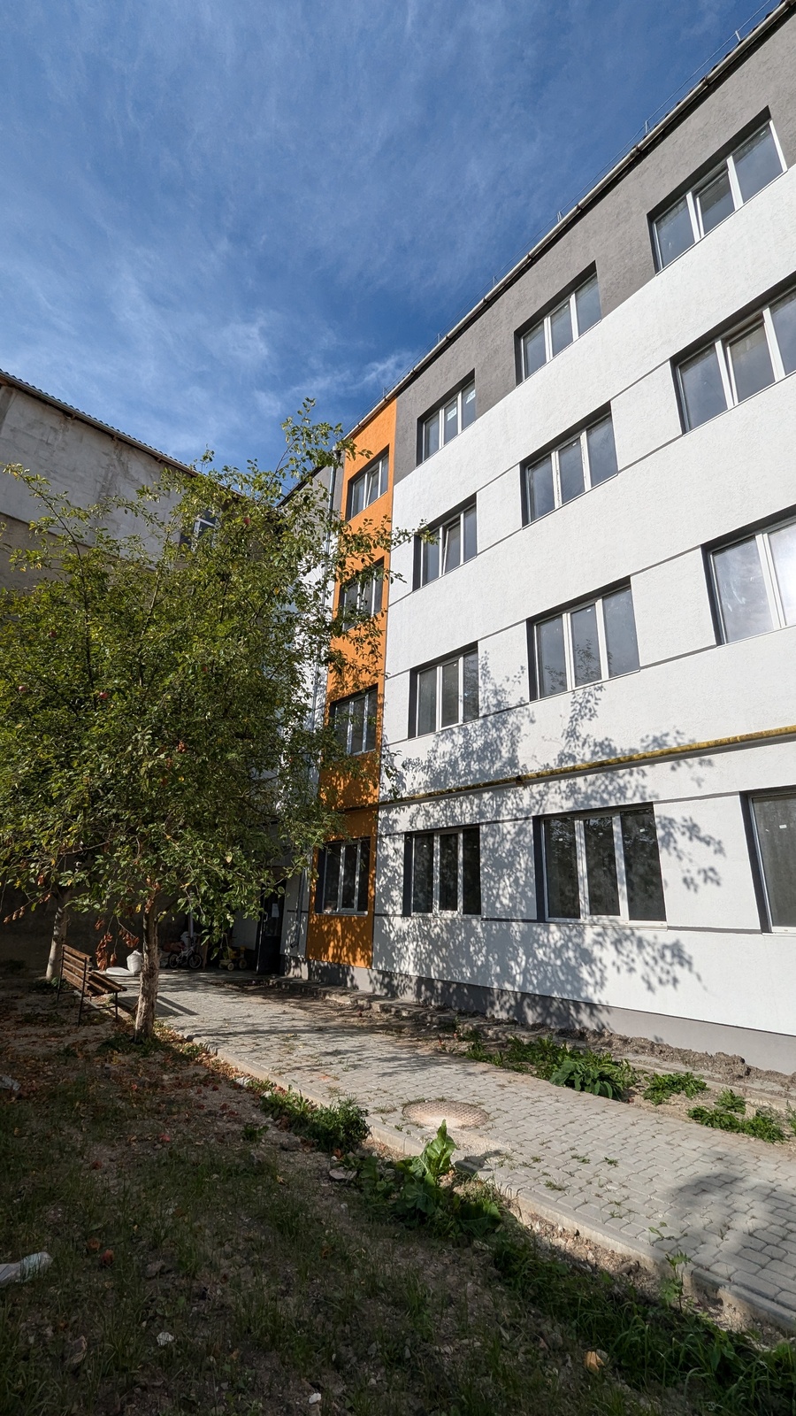 Продається квартира Івано-Франківська, Івано-Франківськ, Барнича Я. вул., 4 фото 1 Продається квартира Івано-Франківська, Івано-Франківськ, Барнича Я. вул., 4 фото 1