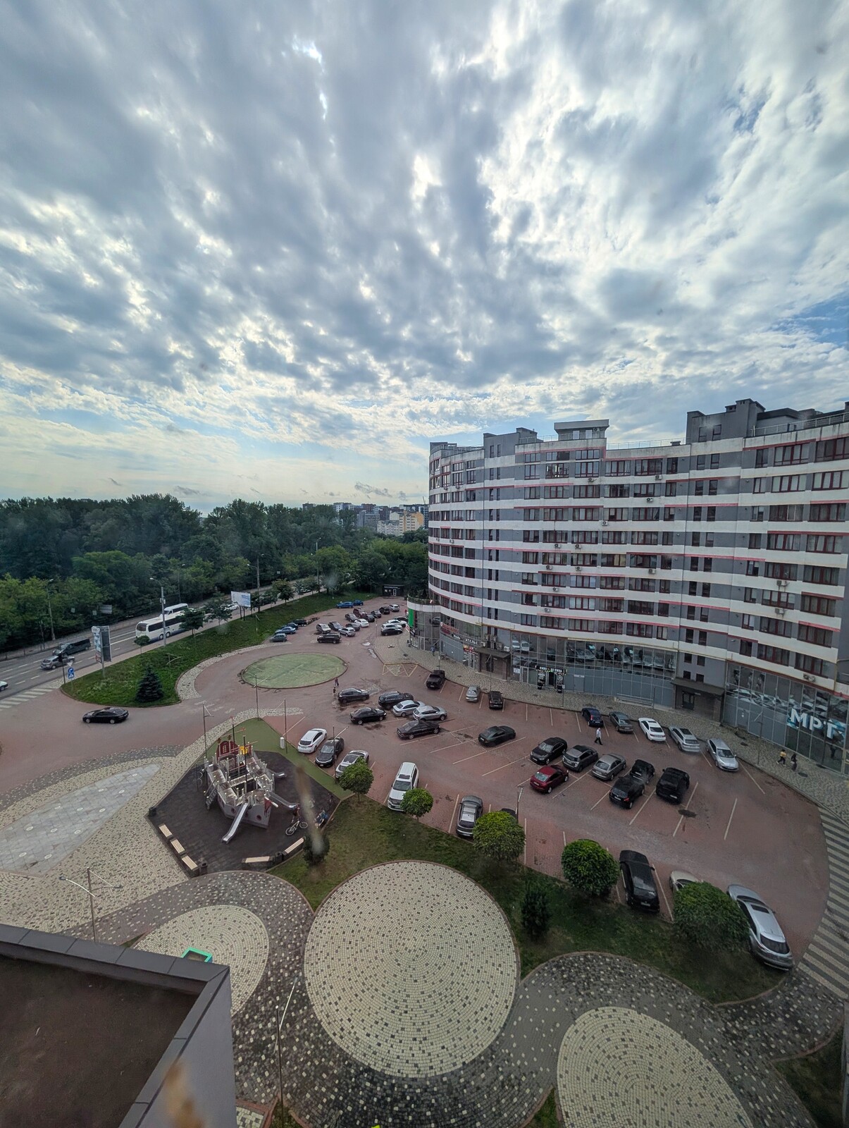 Продається квартира Івано-Франківська, Івано-Франківськ, Пасічна, Галицька вул., 141Б фото 1 Продається квартира Івано-Франківська, Івано-Франківськ, Пасічна, Галицька вул., 141Б фото 1