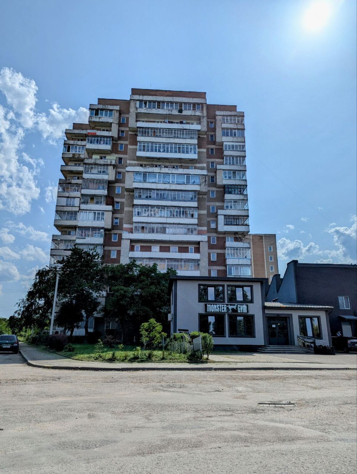 Продається квартира Івано-Франківська, Івано-Франківськ, Центр, Набережна вул., 32 фото 1 Продається квартира Івано-Франківська, Івано-Франківськ, Центр, Набережна вул., 32 фото 1