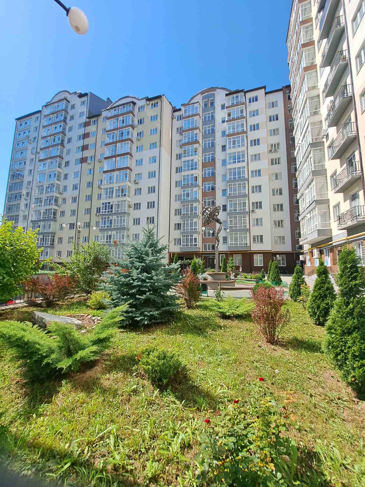 Продається квартира Івано-Франківська, Івано-Франківськ, Центр, Височана вул. фото 1 Продається квартира Івано-Франківська, Івано-Франківськ, Центр, Височана вул. фото 1
