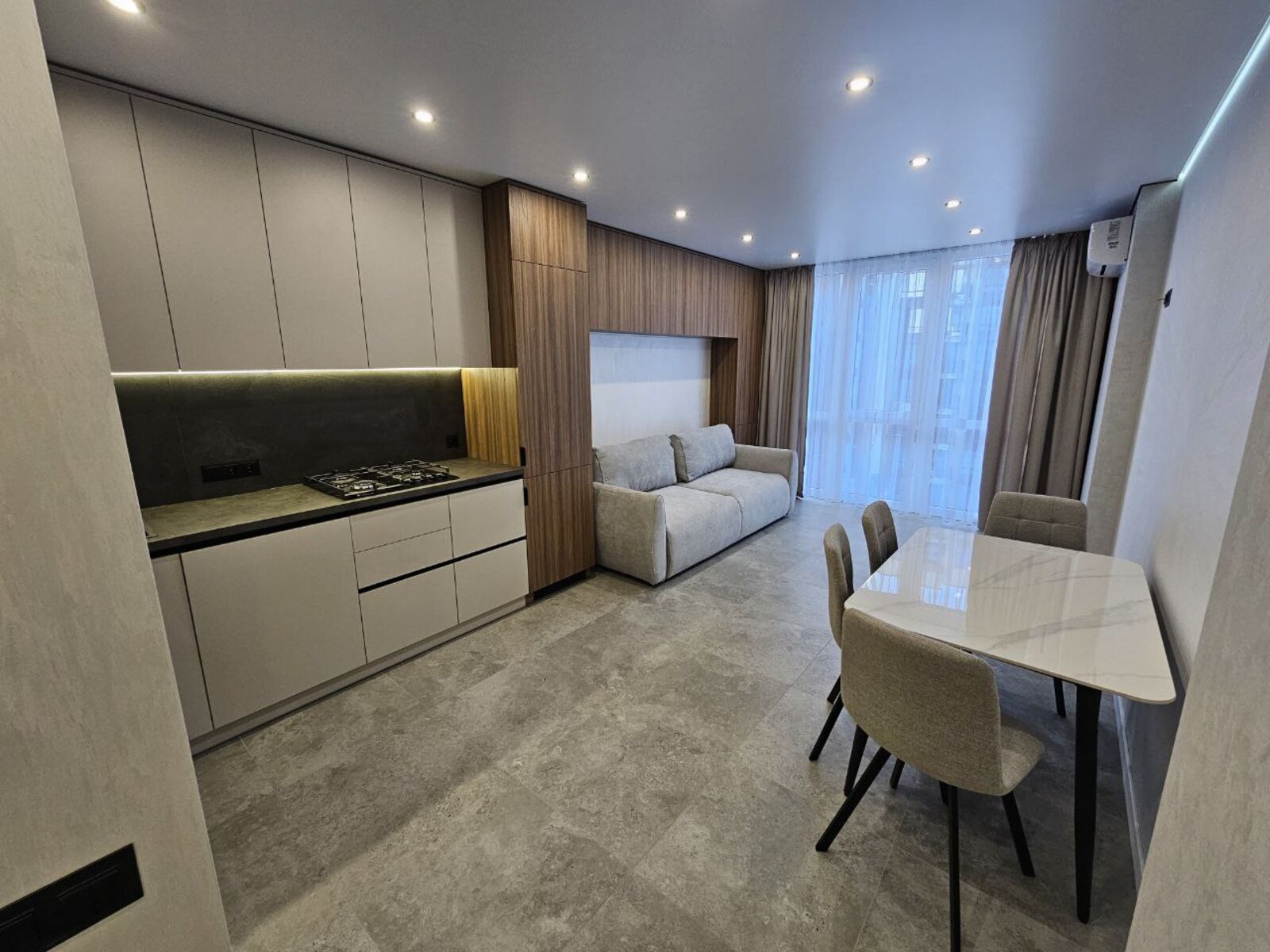 ��������� �������� �����-����������, �����-��������� ����, �������� ���� 1