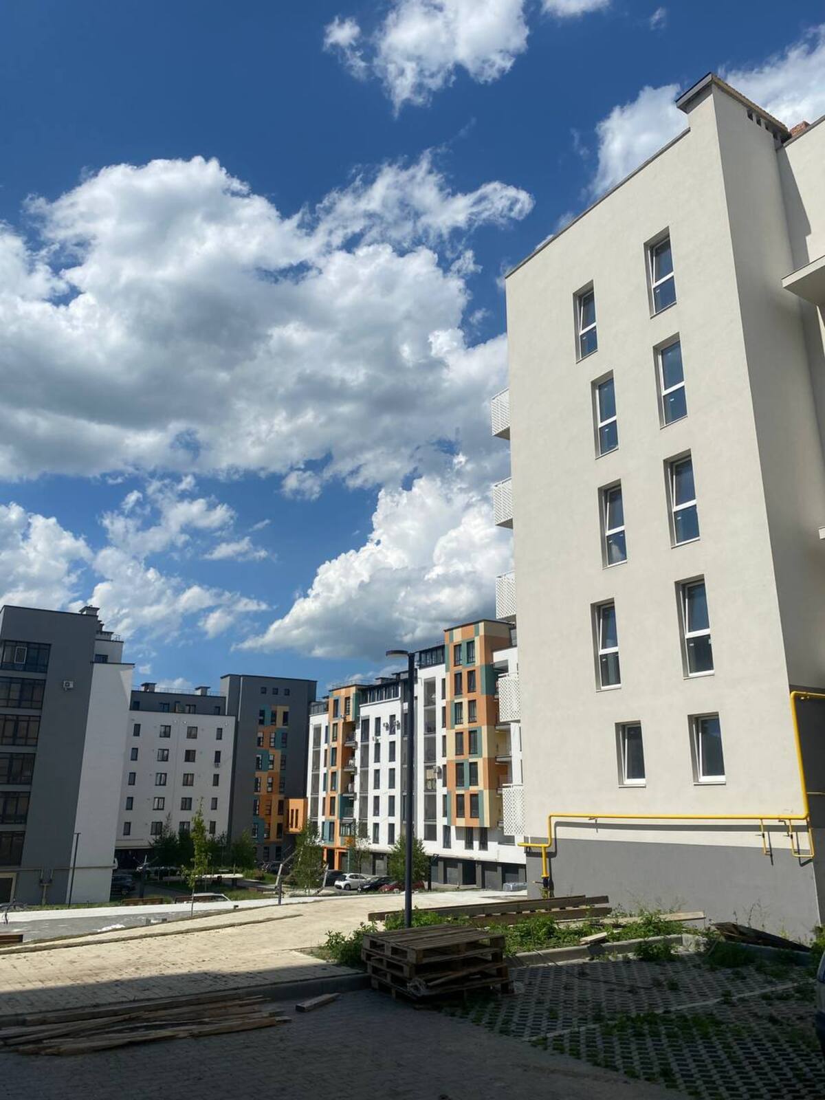 Продається квартира Івано-Франківська, Івано-Франківськ, Позитрон, Шевченка вул., 6 фото 1 Продається квартира Івано-Франківська, Івано-Франківськ, Позитрон, Шевченка вул., 6 фото 1