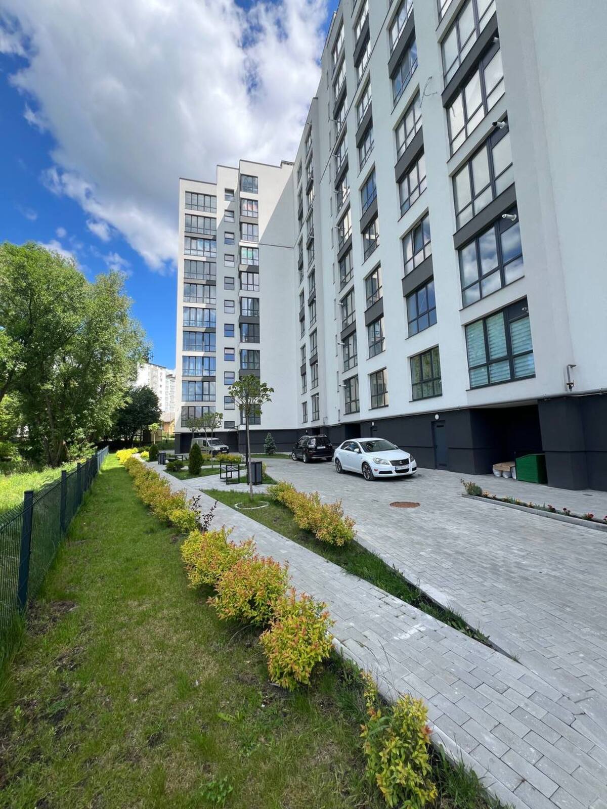 Продається квартира Івано-Франківська, Івано-Франківськ, Пасічна, Горбачевського вул., 20 фото 1 Продається квартира Івано-Франківська, Івано-Франківськ, Пасічна, Горбачевського вул., 20 фото 1